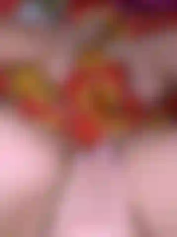 Mostro piedi e figa.