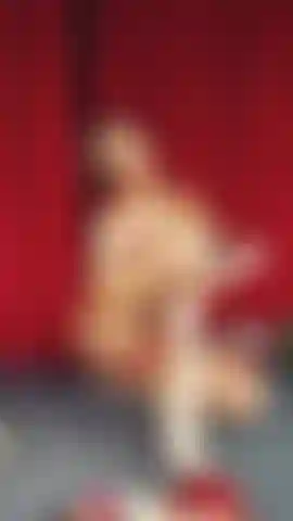 Lasciami usare i miei piedi mmmm.