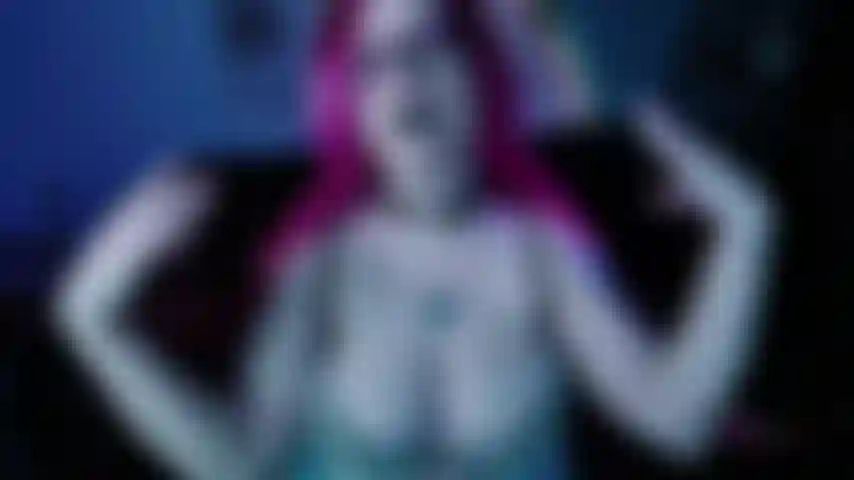 Adorazione del corpo della dea formosa joi - pornostar dominatrice gotica paffuta ti fa masturbare per il suo piacere divino - istruzioni per la masturbazione joi incoraggiamento lingerie emo gotica ragazza con grandi tette.