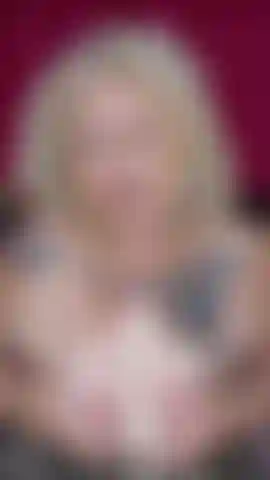 Spagnoletta con dildo.