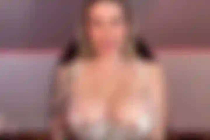Roleplay cuck/breeding: la moglie ti tradisce la notte di nozze con il suo ex che viene dentro di lei.