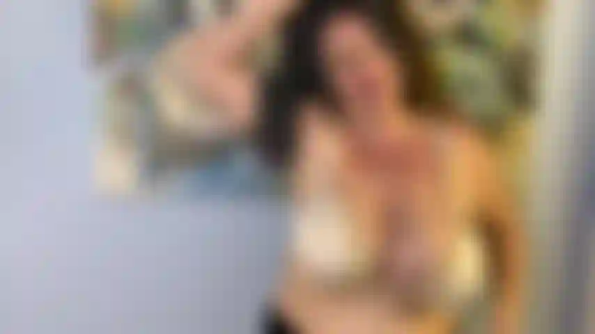 Gioco con la figa lattea.