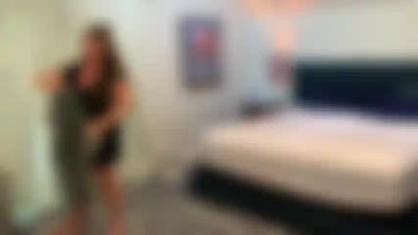 Sesso incinta con la matrigna.