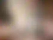 Guardami imbavagliare il cazzo e poi guardalo finire su tutto il mio corpo incinta.