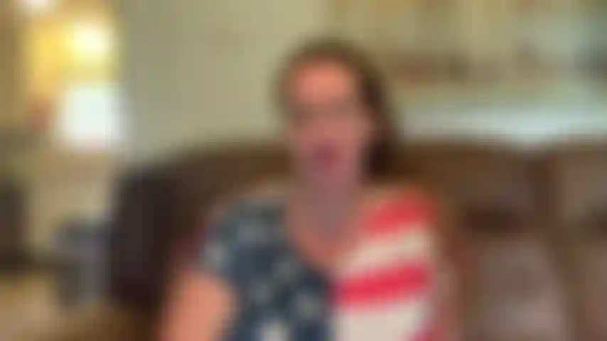 Vore. Questa non vuole restare nella mia pancia.