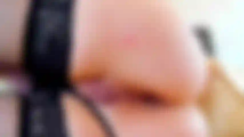 Caldo anale in zoom.