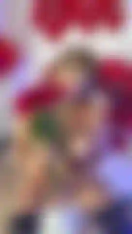 Your new favorite addiction just logged on. Come worship me.