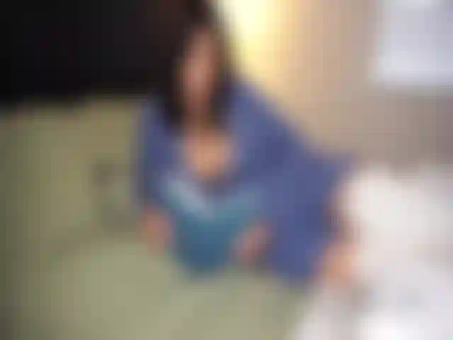 La ragazza cattiva dà lezioni di figa.