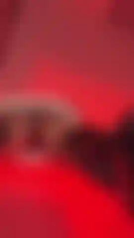 Il tuo viso sul pavimento, nel posto giusto.