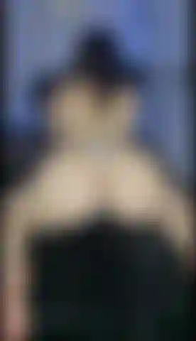 Twerking / bottino che rimbalza sul pavimento.