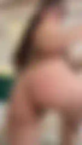 My big butt bouncing in your face