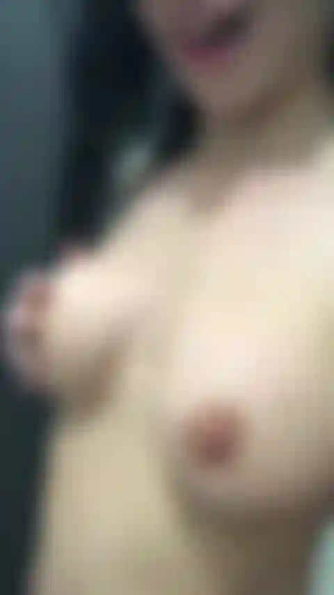 Un'uscita dalla doccia molto maliziosa.