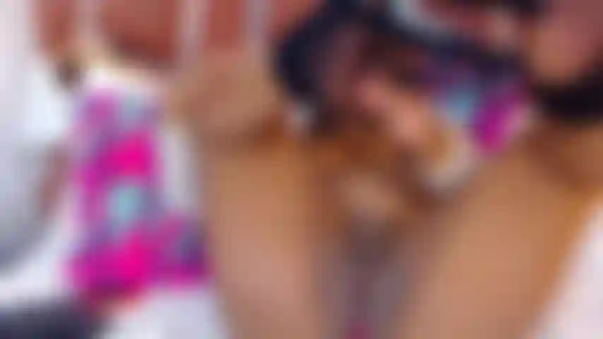 M molto calda e bagnata.