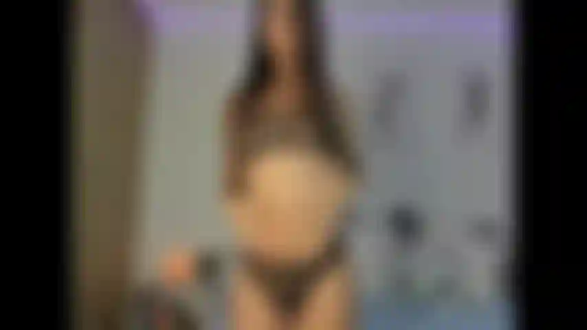 Ti faccio un pompino sensuale e poi mi vieni in bocca.