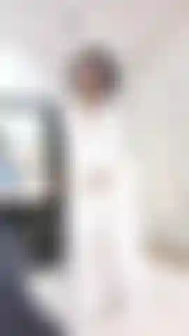 Christmas is saying goodbye... but you remain hovering in my thoughts. May the new year find us without so many excuses.