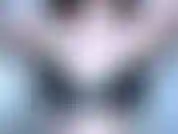 Sei fottuto per le mie fossette pelose: ne sei dipendente. Tu li brami. E ora... Ne hai bisogno. Il tuo cazzo ha bisogno delle mie ascelle pelose e tu devi accarezzarle per loro.