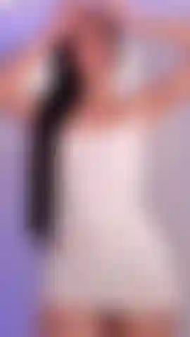 Magra e sexy.
