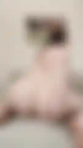 2 Min dell'anale con dildo realistico.