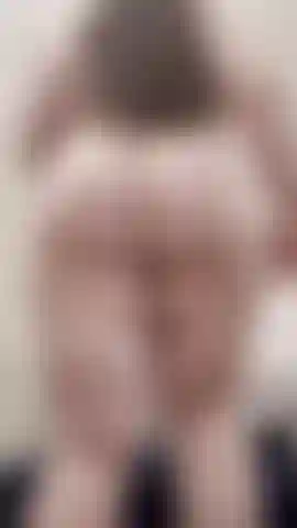 one minute of shiny ass walking