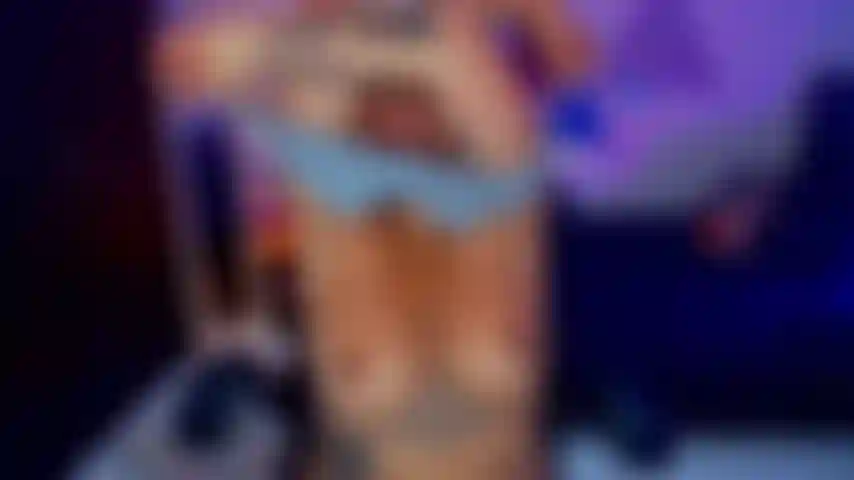 Fottimi la gola così forte che sarà molto divertente per te.