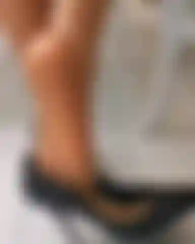 Gioco di scarpe in collant.