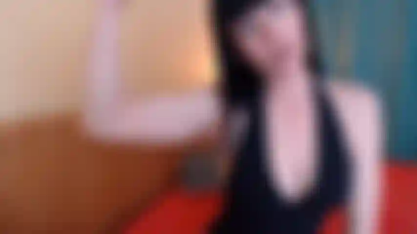 Flettendo i bicipiti dandoti joi.