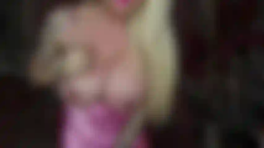 Air wank stuzzica con le mie grandi tette fuori.