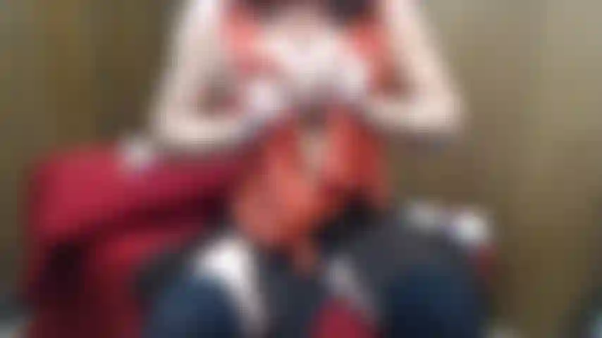 Per favore fammi squirtare piccola.