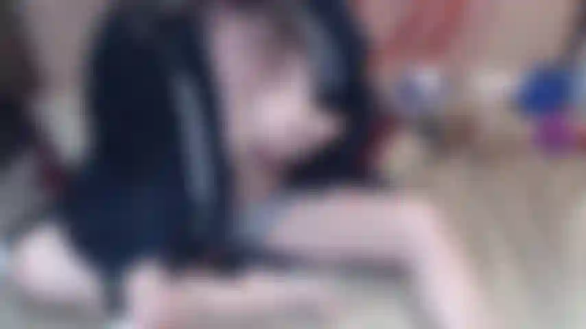 Mutandine bagnate e schizzi.