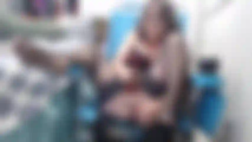 Fumo e schizzi pozzanghere.