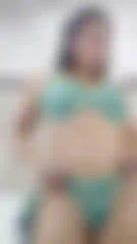 Goditi ogni tetto sul mio sedere.