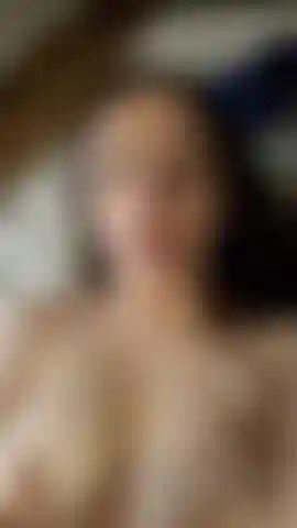 I put my finger deep in my mouth to make me shock, i find that really exciting. You can also see my face and boobs in this vid 😊