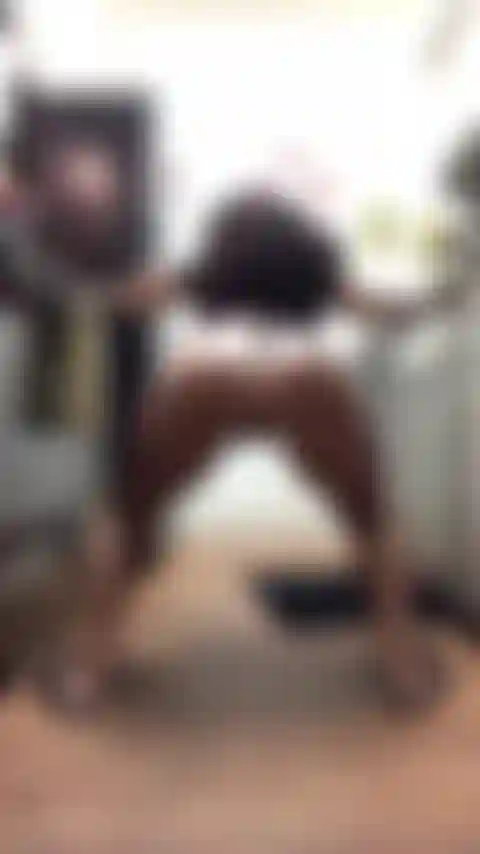 Vieni a vedermi divertirmi in cucina.