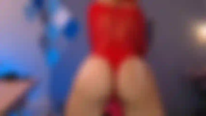 Gioco con la tua sborra nel mio culo.