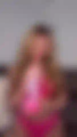 Valentine's special just for you, daddieee: me vs my thickest, girthiest heart-shaped dildo... it's so big I could barely get half in, but watch me be such a determined little slut trying over & over  Added my wand buzzing my clit the whole time & suddenly I'm SCREAMING, shaking, & squirting harder than I ever expected  Unlock to see every messy, desperate second... tell me how proud you are?  [10 mins]