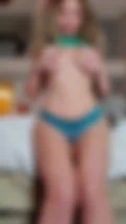 Guarda il mio culo prendere questo dildo.