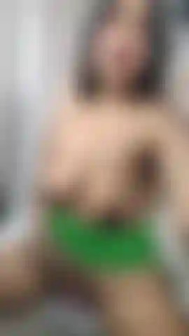 A shower of pleasure! 💦 My hands, my toys, and my cum up close. Dare to watch me masturbate without restraint? Make it yours now! 🔥