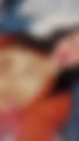 " Delle tette enormi in bella mostra.