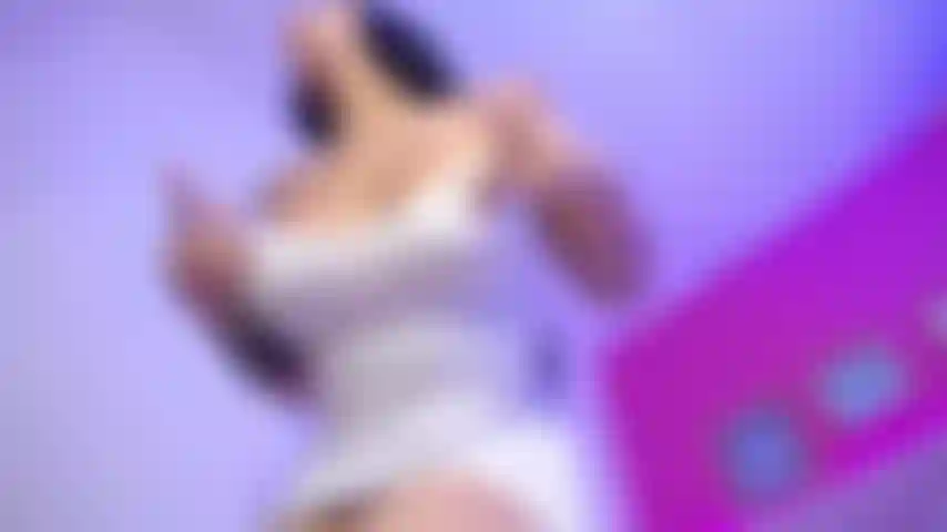 Fottimi sotto il vestito.