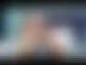 Scopata anale con un grosso dildo.