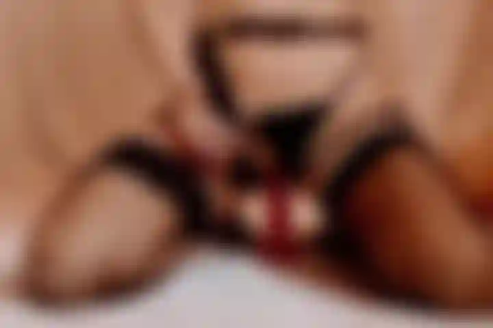 Una ragazza cattiva, che prende quel grosso cazzo.