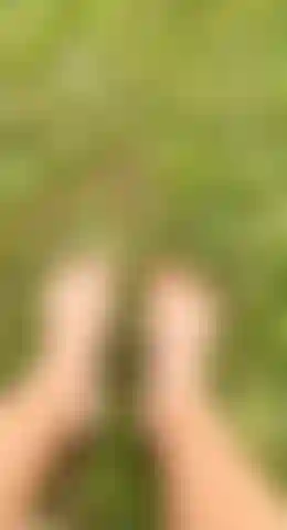 A piedi nudi fuori per il feticismo dei piedi.