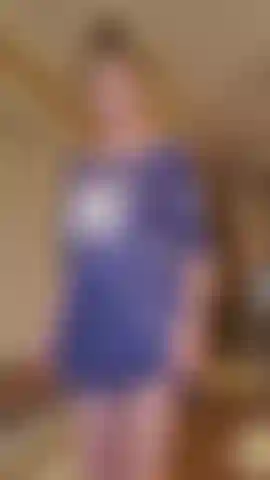 8 Incinta di mesi che si spoglia e mi immerge completamente.