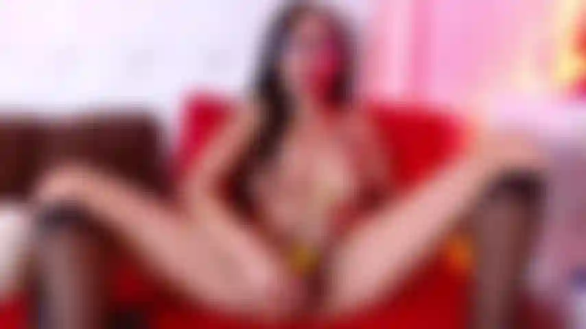 Penetrazione con un dildo.