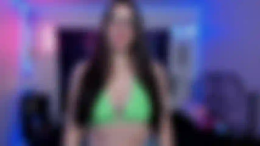 La matrigna ti succhia il cazzo (pov bj).