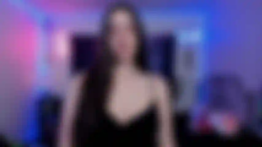 Una sfasciafamiglie troia (pov bj, pov cowgirl al contrario).