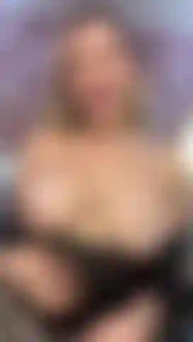 Il mio seno cattivo è ricoperto di crema.