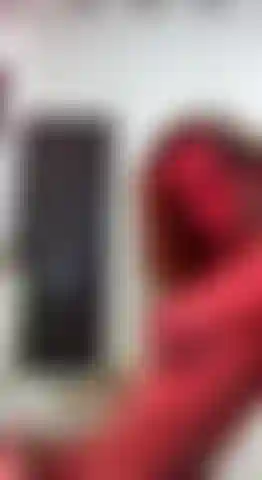 Gioco con un dildo nel culo e vengo.