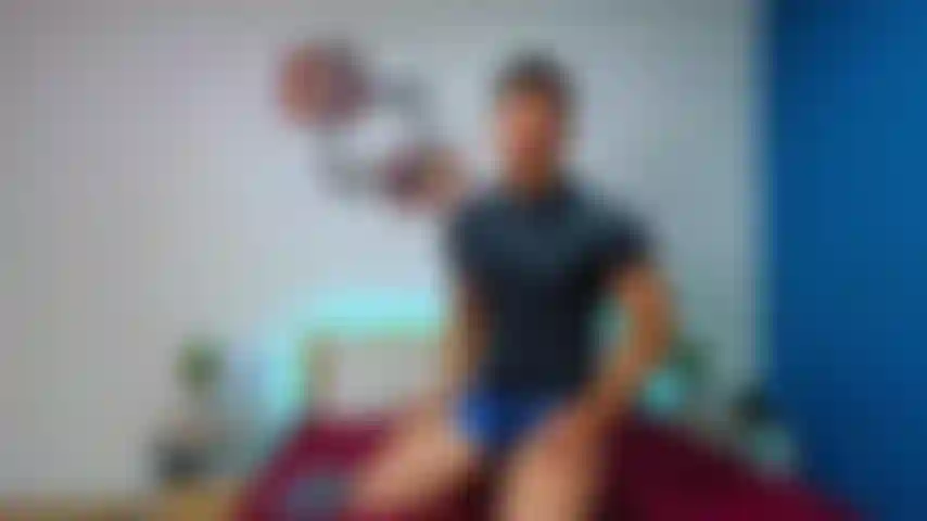 Sono il tuo schiavo.