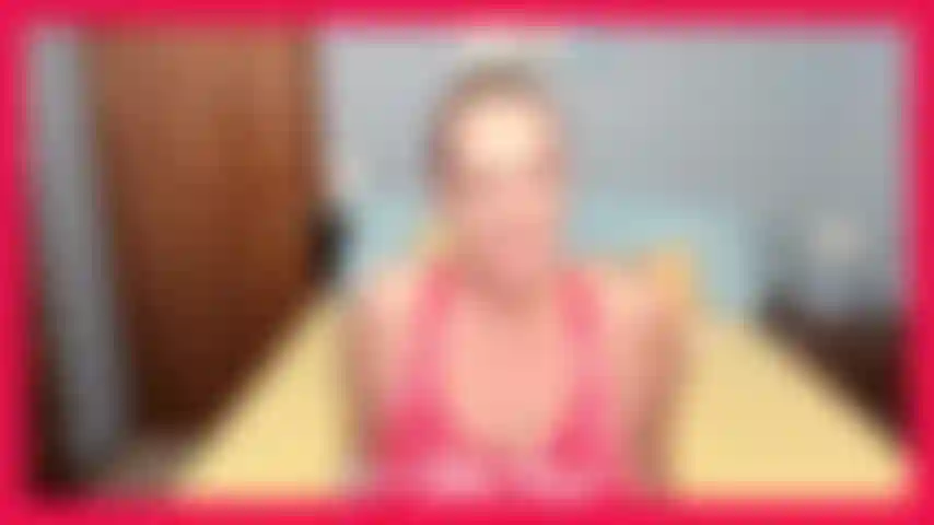 Baresolefoottease-ass-creampiebeg- stuzzico con i miei grandi piedi e le piante dei piedi nude. Ti dico di annusarli e di masturbarti sui miei piedi puzzolenti.